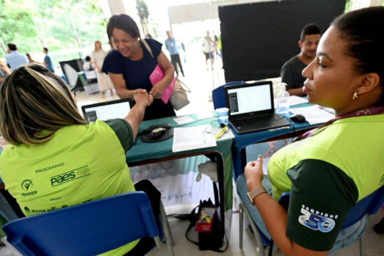 Oportunidades De Emprego Em Destaque Supermercados Lideram