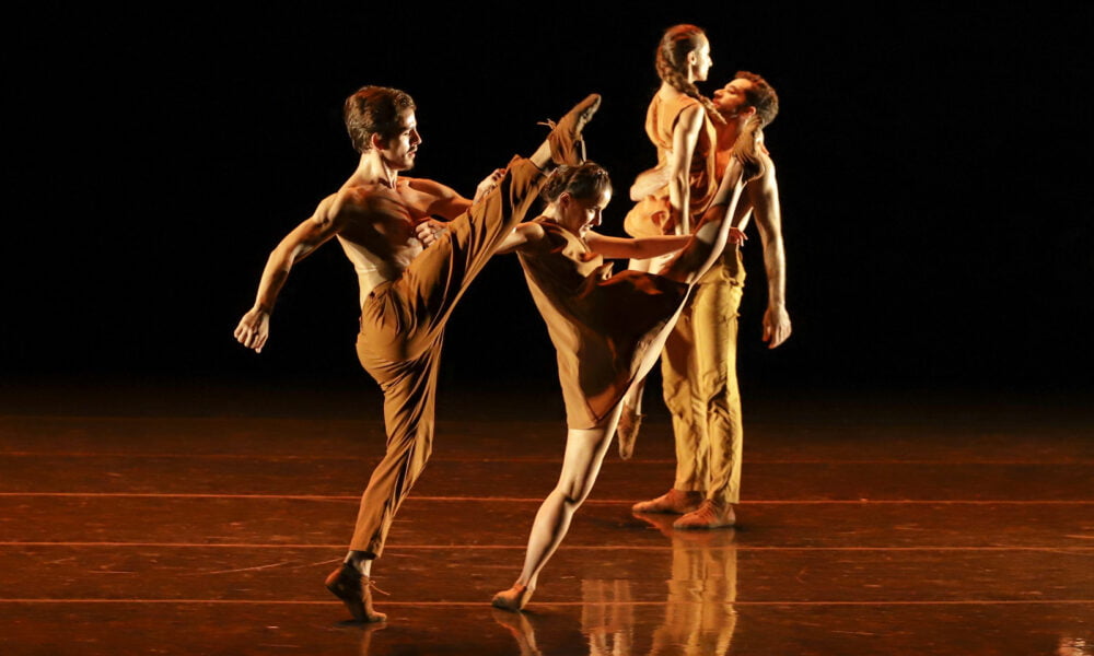 Apresentação gratuita da São Paulo Companhia de Dança na Sala Palma de Ouro