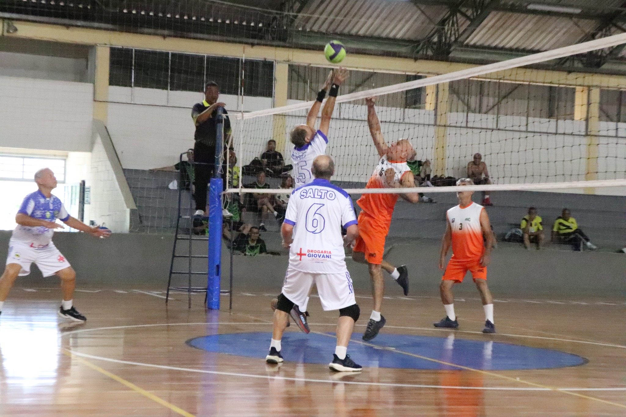 Salto dá as boas-vindas à primeira rodada da Superliga de Vôlei Melhor Idade neste final de semana