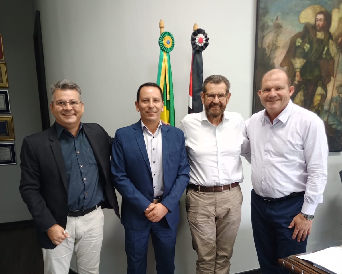 Vice-prefeito de Salto discute projetos da cidade em encontro com secretário estadual