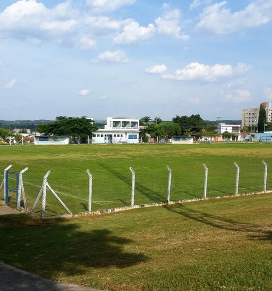 Futebol Masculino Inicia Participação de Salto nos Jogos Abertos da Juventude