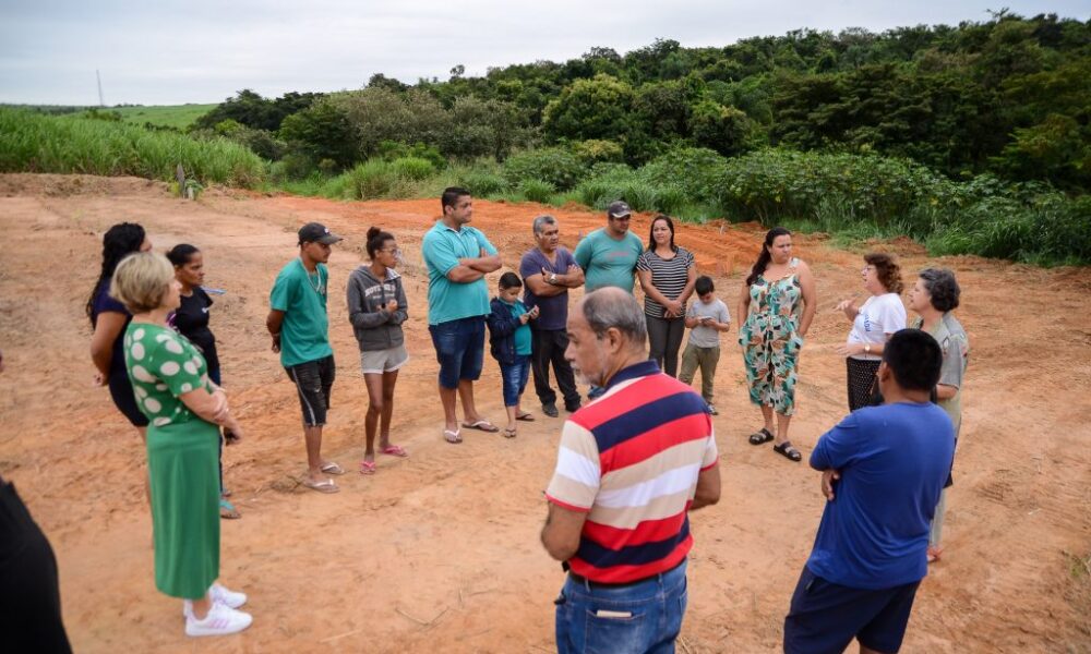 Iniciativa de Ação Social e Moradores Começam a Construção de 14 Casas em Salto