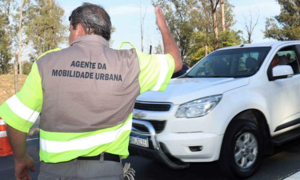 Interdição na Rua Hermano Penteado para obras da Sanasa