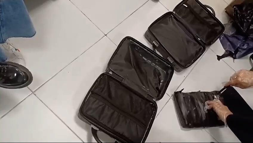 Operação Policial em Viracopos - Detenção de três pessoas com 20kg de cocaína