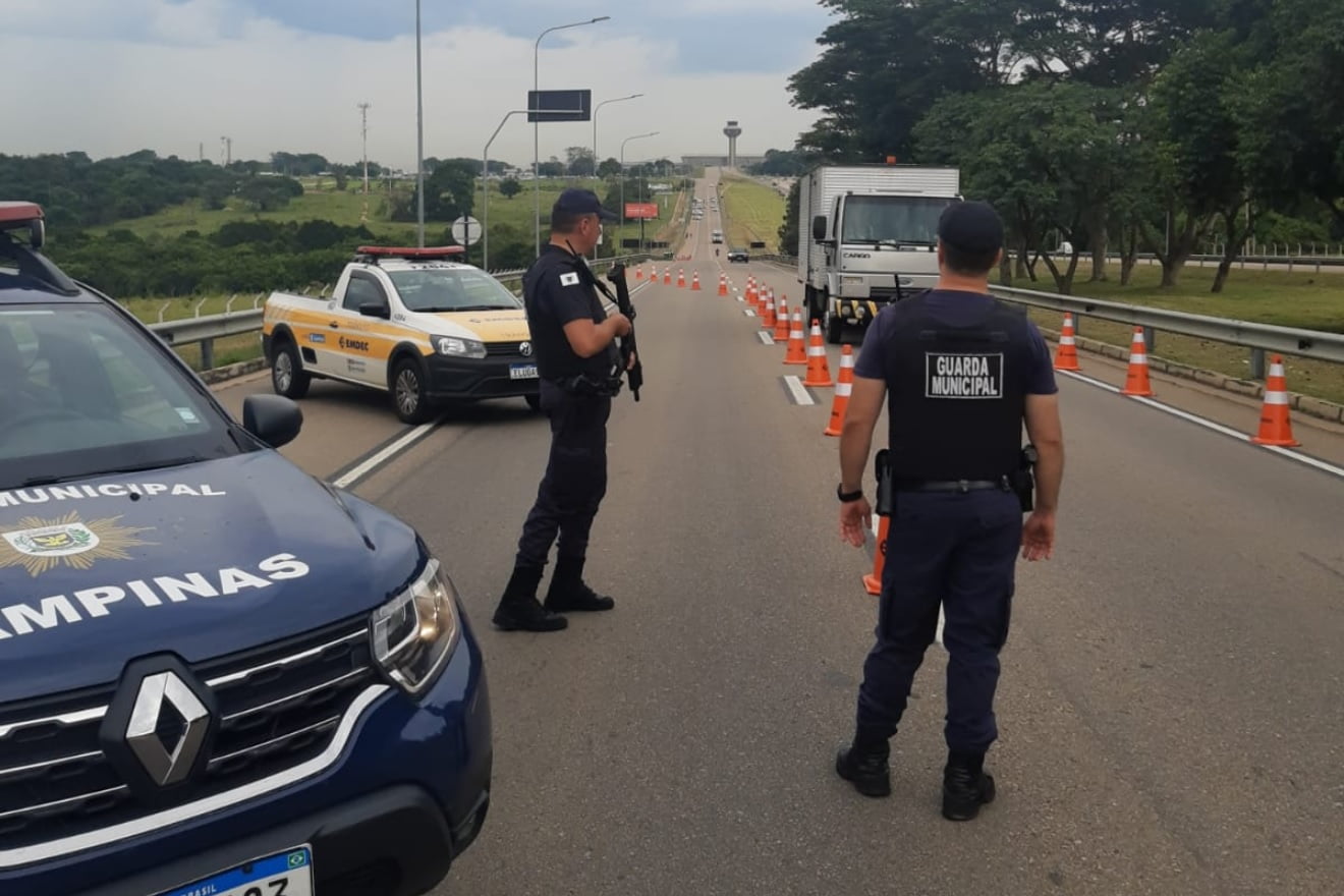 Operação no Aeroporto de Viracopos visa combater transporte ilegal de passageiros e irregularidades no trânsito