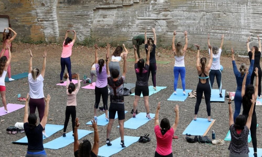 Projeto Yoga Livre no Parque do Varvito neste domingo