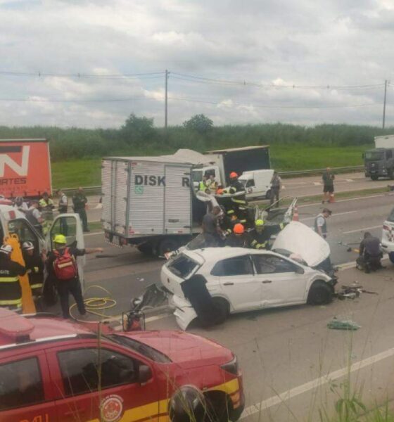 Tragédia na estrada - Colisão entre quatro veículos resulta em uma vítima fatal e feridos na Rodovia Santos Dumont