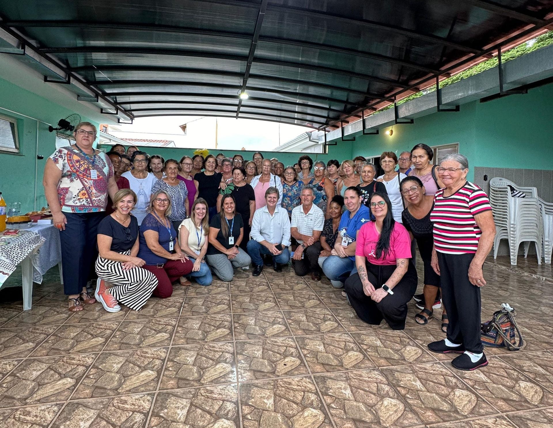 Visita do Prefeito ao CRAS Nações - Um Momento de Interação e Conexão Comunitária