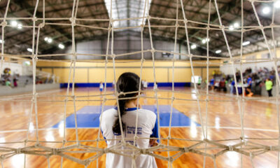 Celebrando o Espírito Esportivo - Conquistas nos Jogos Escolares de Futsal em Salto