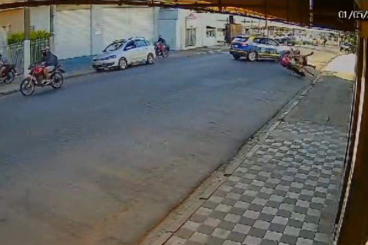 Incidente Envolvendo Viatura da Guarda Municipal e Motociclistas em Serra Negra Gera Polêmica