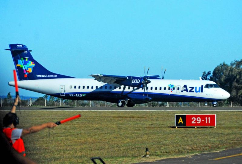 Operação Aérea Especial - Azul Linhas Aéreas Intensifica Rotas para Auxiliar Regiões Atingidas por Enchentes no Rio Grande do Sul