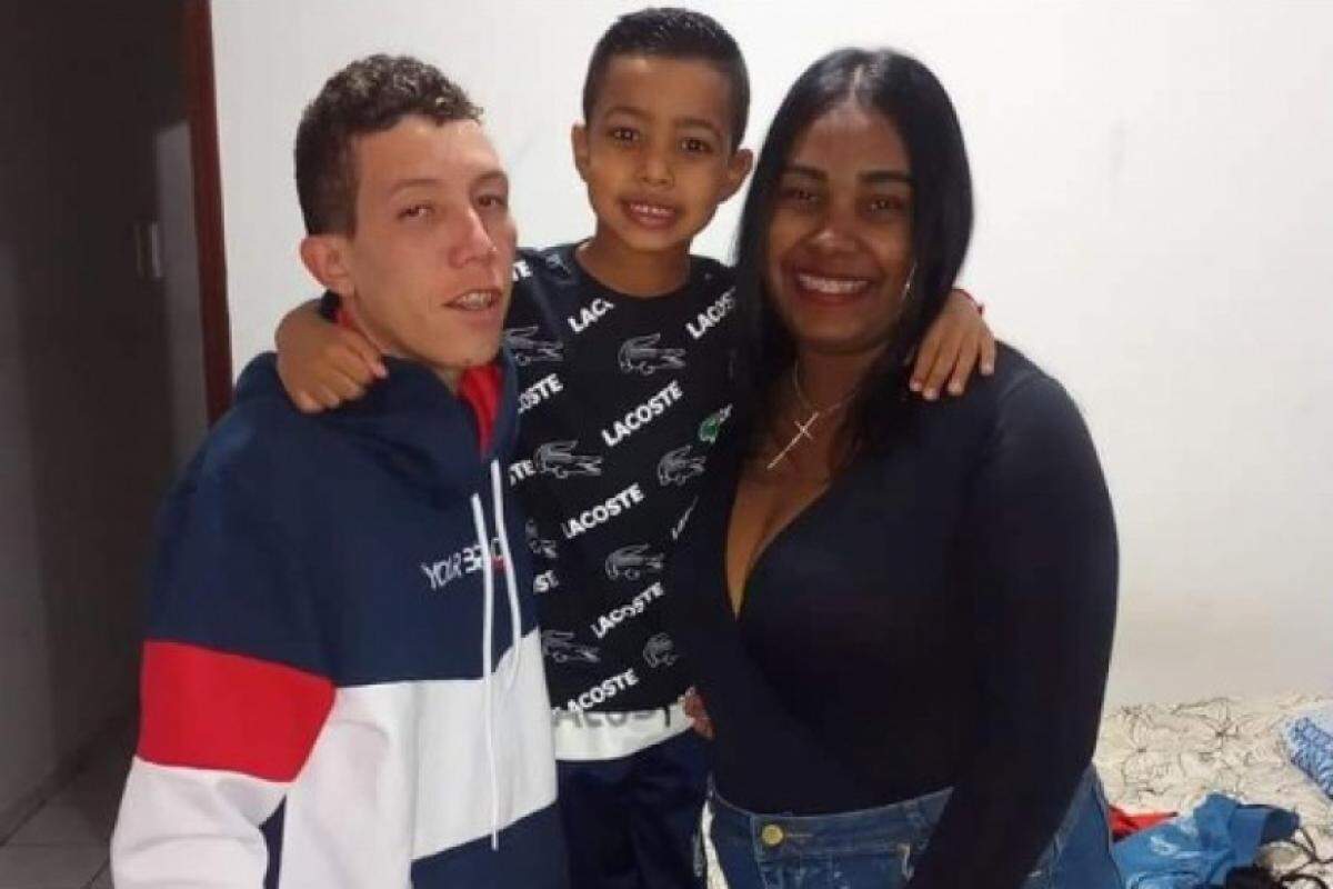 Tragédia Chocante - A Morte Brutal de uma Criança Inocente Deixa Família Destroçada