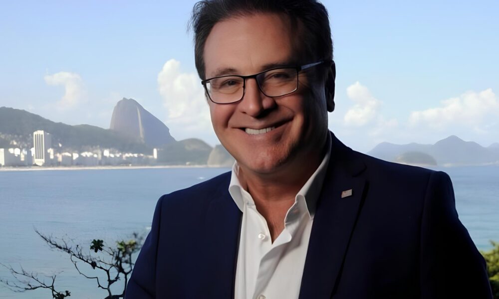 Montanha Russa de Madeira a 100 km h Voc Tem Coragem de Encarar