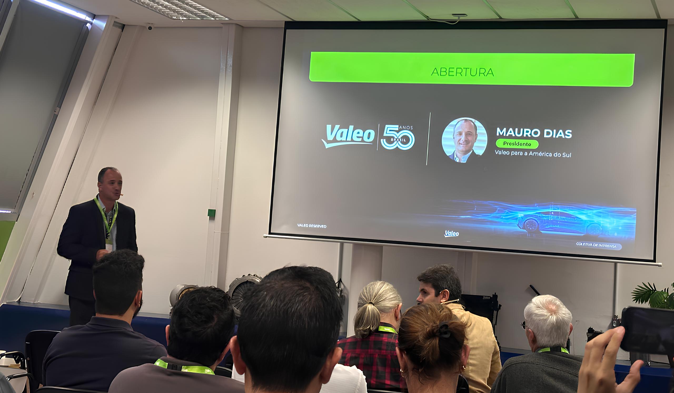 Valeo no Brasil: 50 Anos de Inovação Automotiva e o Futuro da Eletrificação – Você Não Vai Acreditar no Que Eles Fizeram! 15 Valeo no Brasil 50 Anos de Inova o Automotiva e o Futuro da Eletrifica o Voc N o Vai Acreditar no Que Eles Fizeram