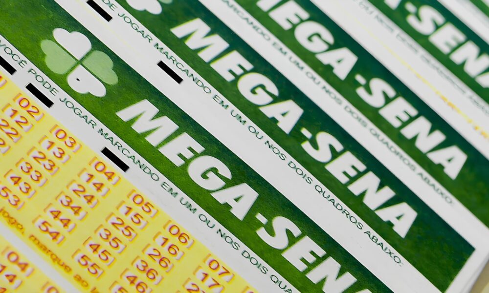 A Mega Sena Acumula e Agita o Brasil O Que Fazer Antes de R 40 Milh es Mudarem Sua Vida Para Sempre