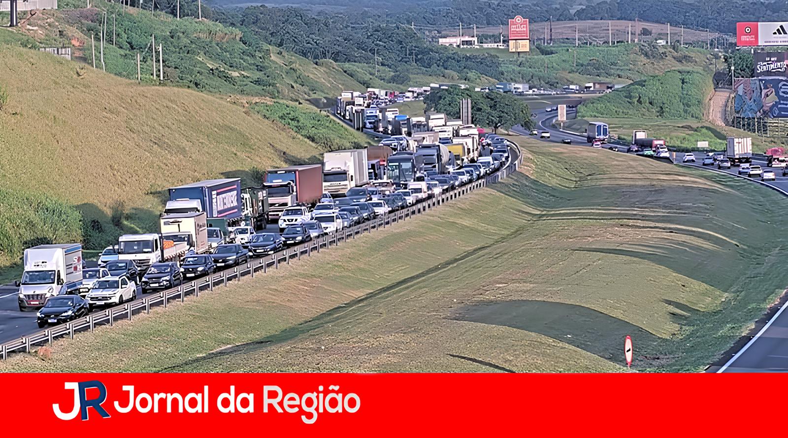 Acidente em Jundiaí Provoca 10 Km de Lentidão na Bandeirantes: Entenda o Que Aconteceu e Como Isso Impacta Você 15 Acidente em Jundia Provoca 10 Km de Lentid o na Bandeirantes Entenda o Que Aconteceu e Como Isso Impacta Voc