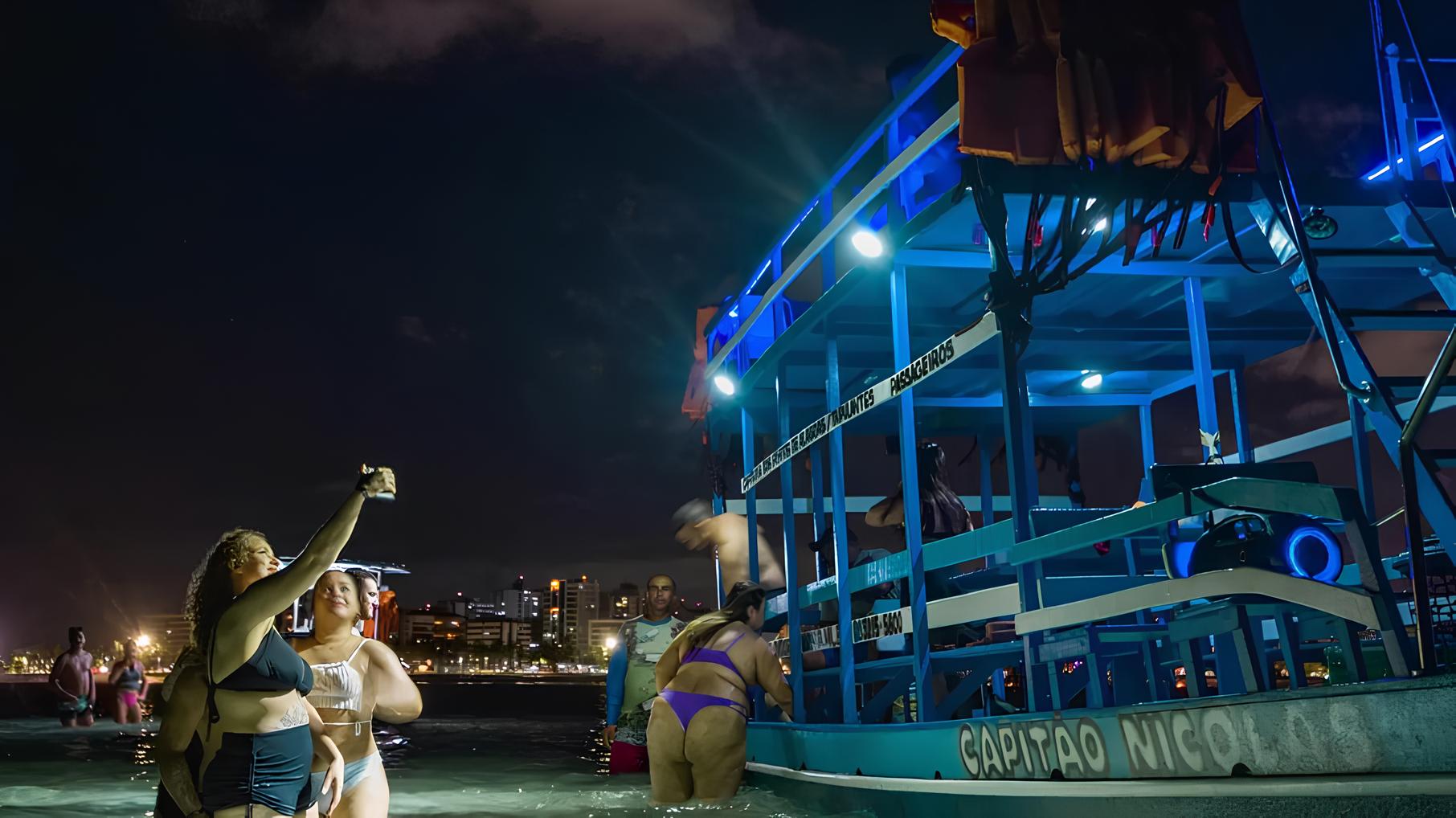 Banho de Lua em Maceió: O Encanto Noturno Que Transforma Turistas em Contadores de Histórias 15 Banho de Lua em Macei O Encanto Noturno Que Transforma Turistas em Contadores de Hist rias