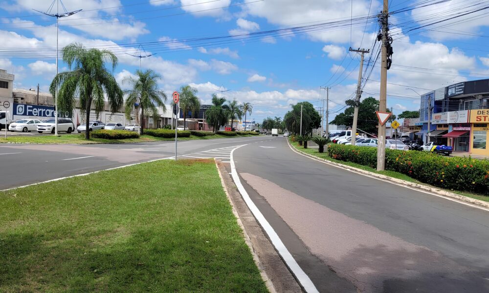 Como uma Mudan a de Tr nsito Est Transformando o Futuro do Distrito Industrial A Hist ria de um Sem foro que Promete Revolucionar a Mobilidade Urbana