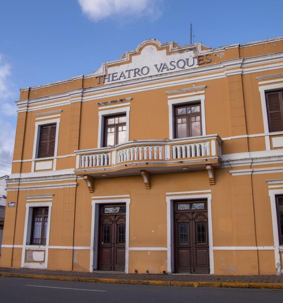O Grande Retorno: Theatro Vasques Resurge com Acessibilidade, Refrigeração e Cultura para Todos 16 O Grande Retorno Theatro Vasques Resurge com Acessibilidade Refrigera o e Cultura para Todos