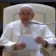 O Milagre de Roma Papa Francisco Retorna Vida P blica Ap s Cinco Semanas de Interna o Uma Jornada de F e Resili ncia