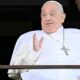O Papa Francisco e Sua Jornada de Recupera o Como um L der Espiritual Enfrenta Desafios F sicos com F e Determina o