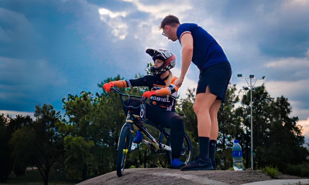 Pedalando Rumo Gl ria Como Indaiatuba Est Moldando o Futuro do BMX Brasileiro