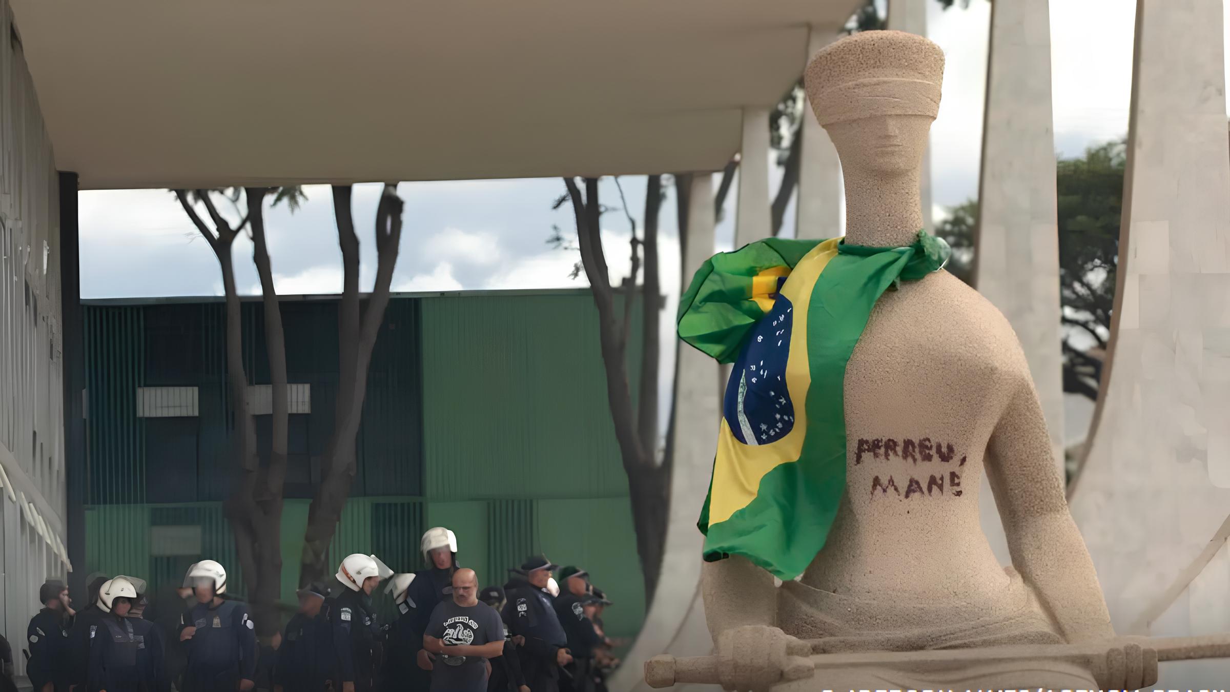 Quando a Justiça Perde o Equilíbrio: O Caso da Frase na Estátua e os 14 Anos de Prisão 15 Quando a Justi a Perde o Equil brio O Caso da Frase na Est tua e os 14 Anos de Pris o