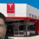 Quando um Protesto Encontra o Limite Entre a Liberdade e a Viol ncia O Caso do Homem que Dirigiu Contra Manifestantes em Frente Tesla
