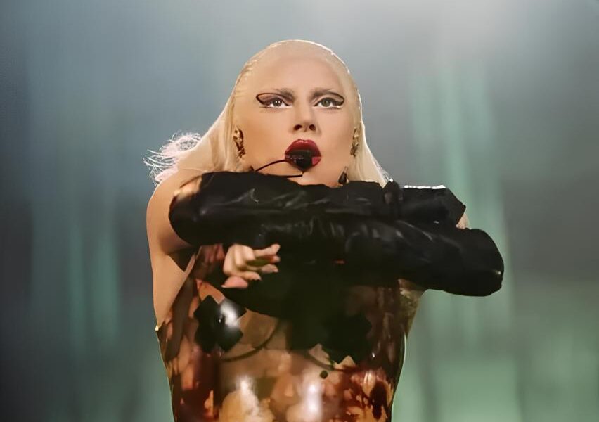 Contagem Regressiva para o Espect culo do S culo Como a Corona Est Transformando o Show de Lady Gaga em um Marco Hist rico