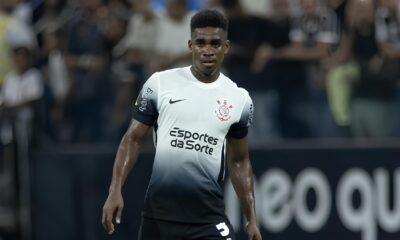 Corinthians x Racing O Jogo que Virou Caos em Um Carrinho Criminoso F lix Expulso e o Impacto na Sul Americana