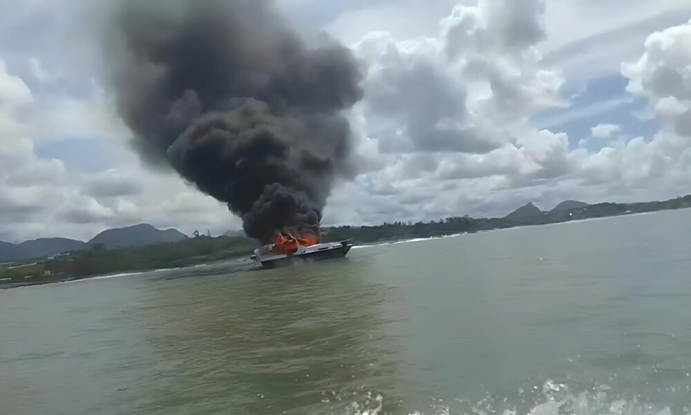 Inc ndio em Alto Mar Como um Domingo Tranquilo Virou o Palco de um Drama em Guarapari