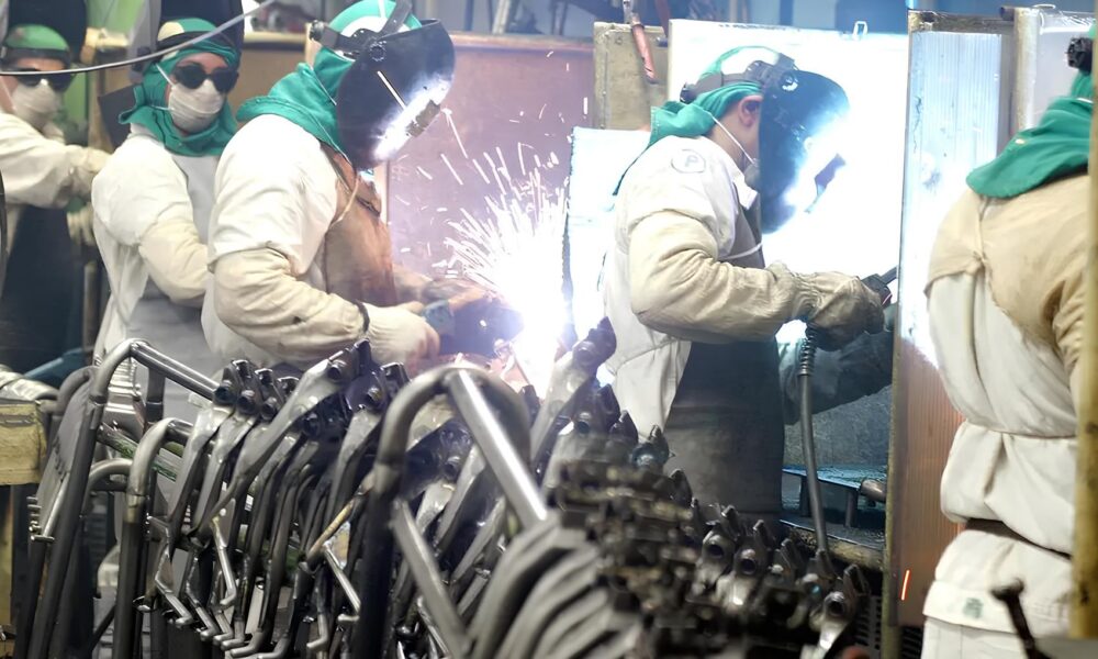 O Futuro Est em Jovens M os Como o Mercado T cnico Industrial Est Moldando a Nova Gera o de Profissionais no Brasil