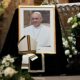 O Legado Eterno de Francisco O Dia em que o Mundo Parou ao Ver o ltimo Adeus do Papa que Mudou a Igreja