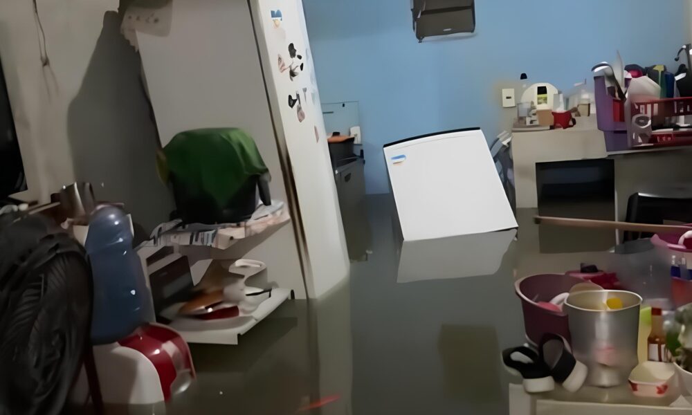 Quando o C u Desaba Como um Temporal Transformou Manaus em um Campo de Batalha