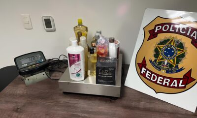 Um Jogo de Gato e Rato nos C us Como um Adolescente Cubano Quase Passou pela Seguran a do Aeroporto com 12 Kg de Coca na Disfar ada