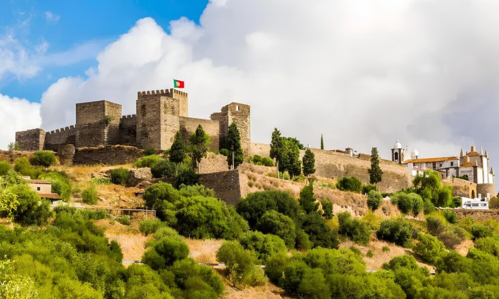 Uma Jornada no Tempo Como Monsaraz o Vilarejo Medieval Portugu s Encanta Viajantes do S culo 21