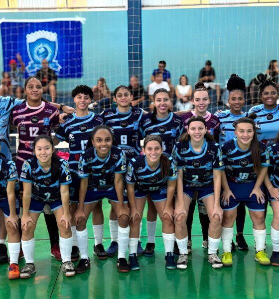 A Vitória de Araçatuba: Como o Futsal Feminino Está Transformando a Região e Inspirando Novas Gerações 16 A Vit ria de Ara atuba Como o Futsal Feminino Est Transformando a Regi o e Inspirando Novas Gera es