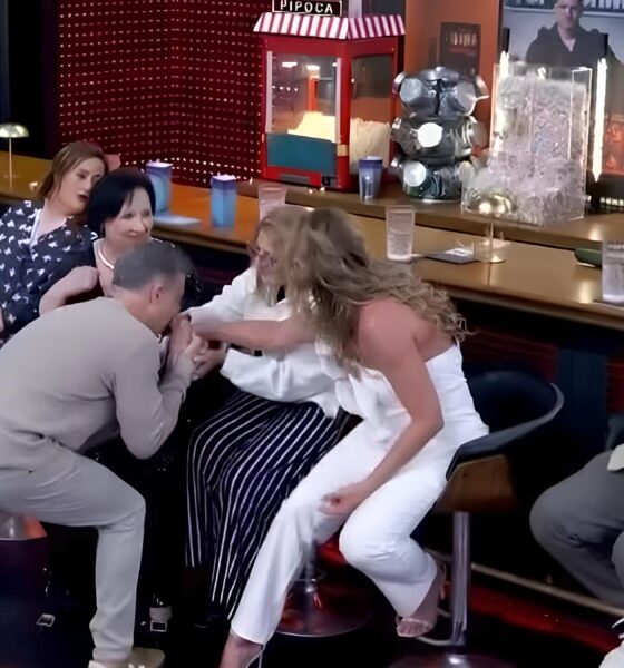 Como Luciano Huck Poderia Ter Evitado o Climão Entre Lívia Andrade e Dona Déa: Um Caso de Comunicação Falha no Domingão 16 Como Luciano Huck Poderia Ter Evitado o Clim o Entre L via Andrade e Dona D a Um Caso de Comunica o Falha no Doming o