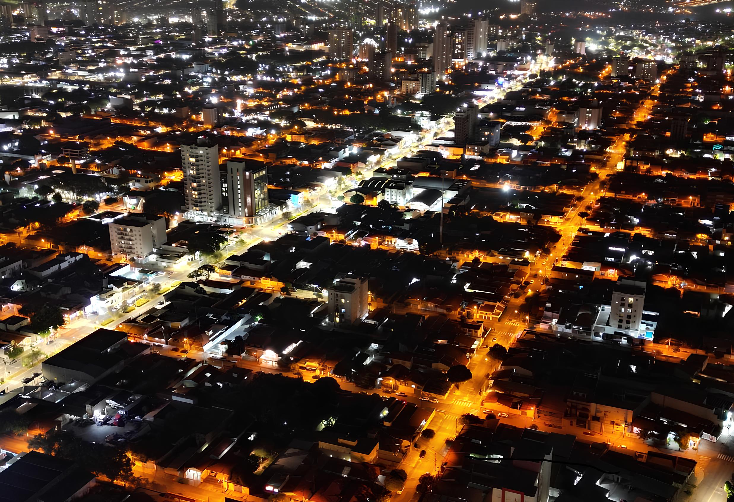 Da Escuridão à Luz: Prefeitura de Indaiatuba Transforma Bairros com LED e Revoluciona a Noite Urbana 15 Da Escurid o Luz Prefeitura de Indaiatuba Transforma Bairros com LED e Revoluciona a Noite Urbana