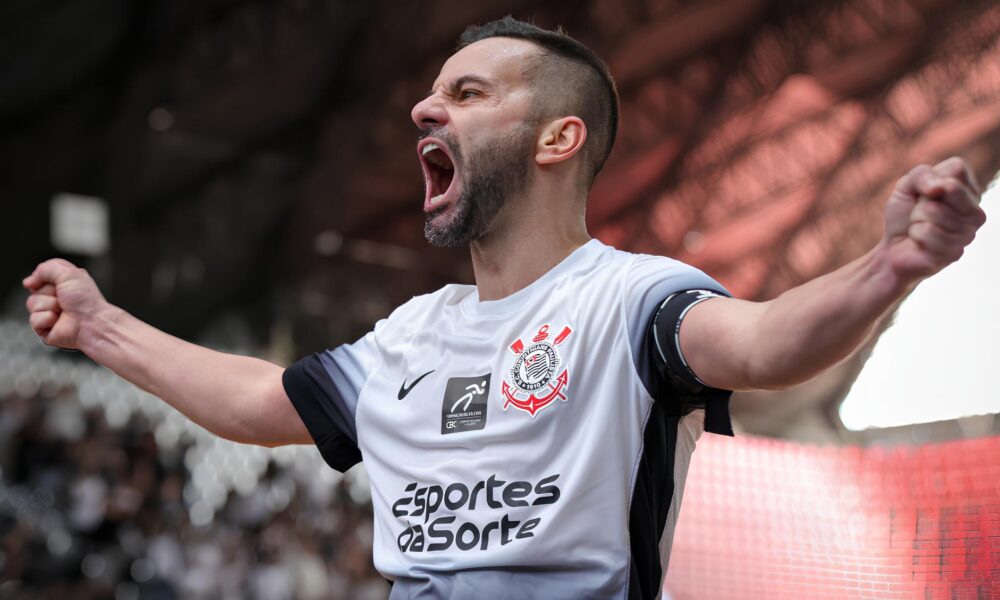 Deives O cone do Corinthians que Conquista Cora es e T tulos Uma Despedida pica no Horizonte
