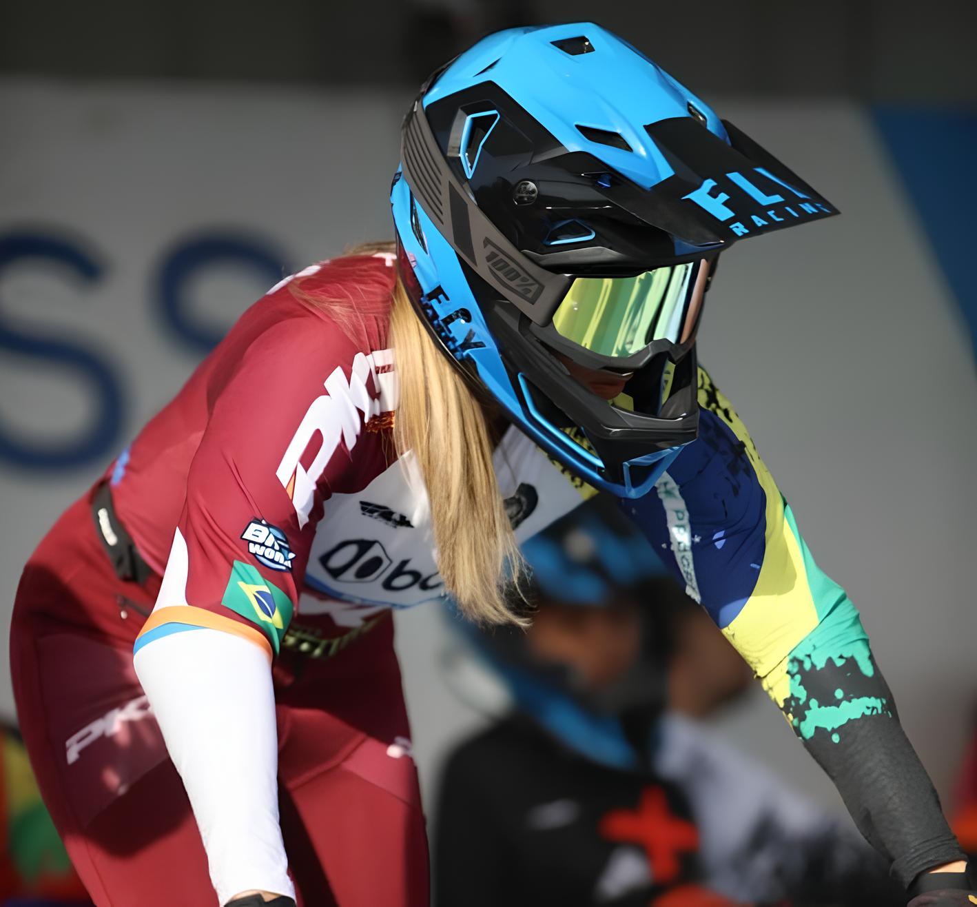 Fernanda Maciel Costa: A Loira do BMX que Conquista Títulos e Corações no Esporte 15 Fernanda Maciel Costa A Loira do BMX que Conquista T tulos e Cora es no Esporte