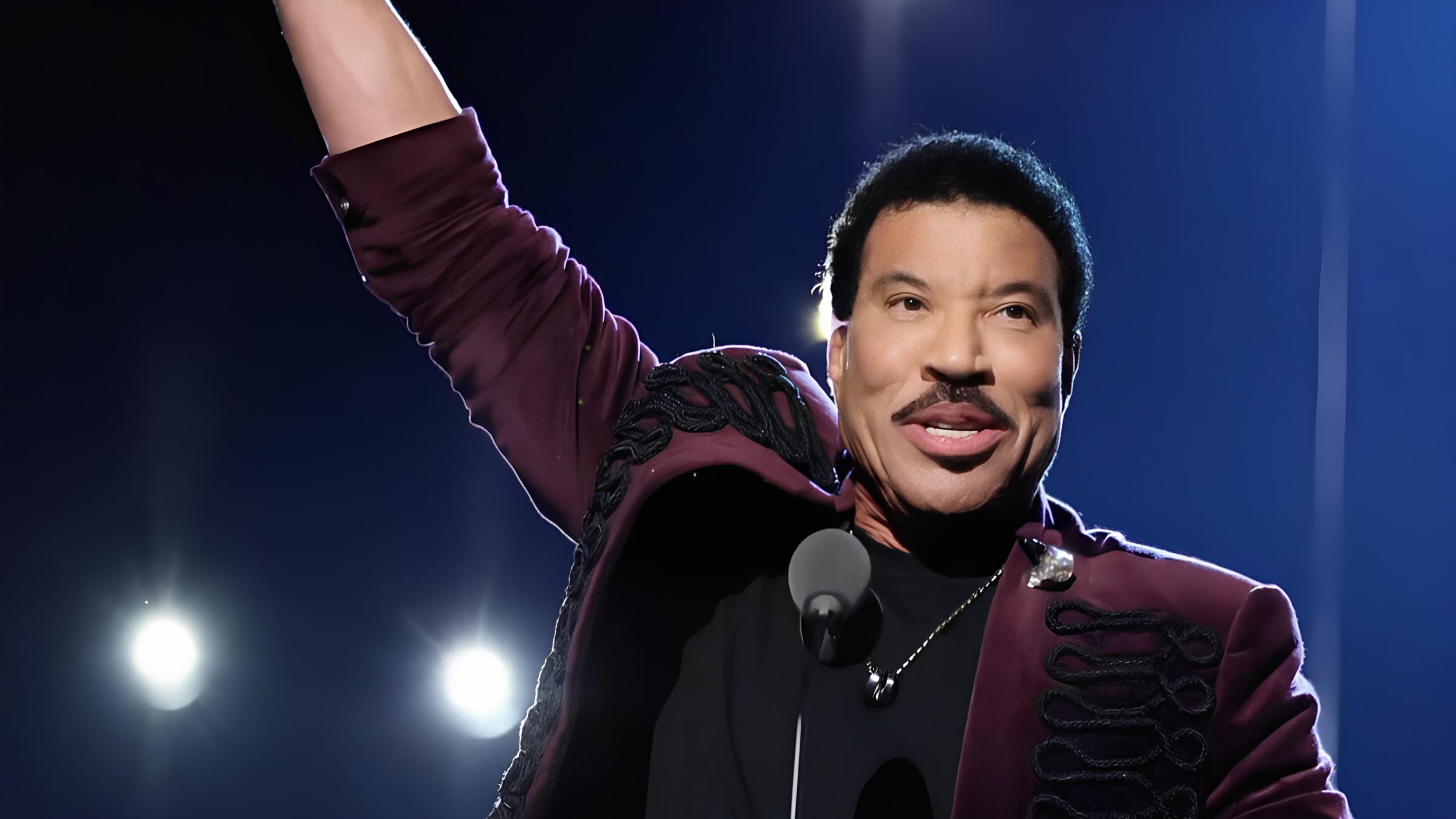 Lionel Richie Está de Volta ao Brasil: Um Encontro Épico no The Town Após 9 Anos de Ausência 15 Lionel Richie Est de Volta ao Brasil Um Encontro pico no The Town Ap s 9 Anos de Aus ncia