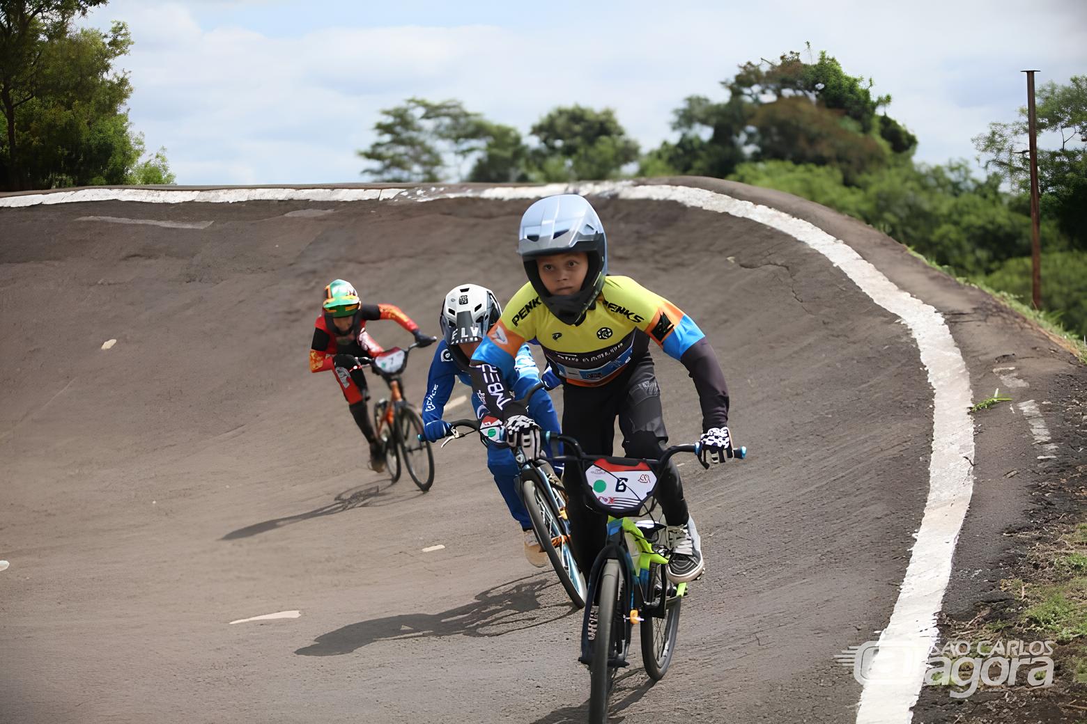 Pedalando Rumo Gl ria Como S o Carlos Est Redefinindo o BMX no Brasil