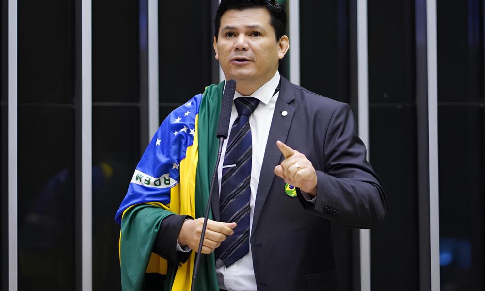 Quando as Palavras Pesam Mais que a Pol tica O Caso Gilvan da Federal e o Pedido de Suspens o de Mandato que Abala Bras lia
