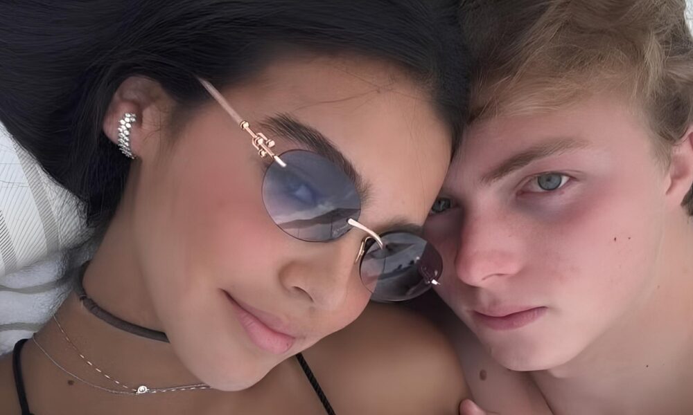Quando o Mundo Digital se Torna um Ringue O Caso das Influenciadoras que Brigaram por Um Seguir de Instagram