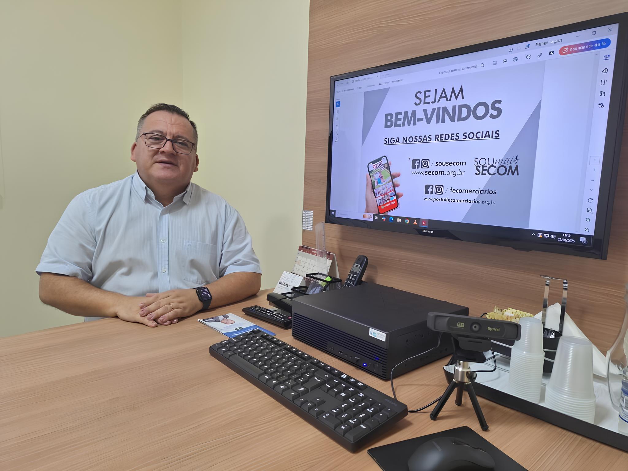 A Batalha Silenciosa dos Comerciários: Como Luciano Ribeiro e o SECOM Enfrentam a Crise de Atratividade no Comércio 15 A Batalha Silenciosa dos Comerci rios Como Luciano Ribeiro e o SECOM Enfrentam a Crise de Atratividade no Com rcio
