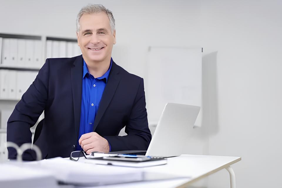 A Batalha dos Números: Como o LinkedIn Está Transformando a Caça ao Gerente Financeiro em Indaiatuba e Além 15 A Batalha dos N meros Como o LinkedIn Est Transformando a Ca a ao Gerente Financeiro em Indaiatuba e Al m