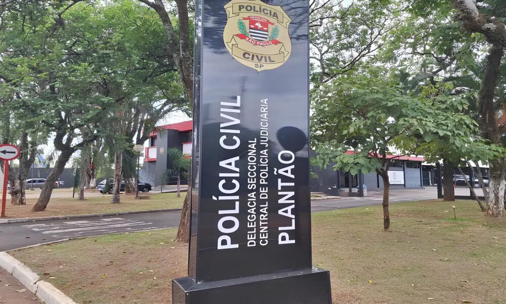 Esc ndalo Sacro A Queda de um Padre Acusado de Abuso e o Impacto na F e Justi a