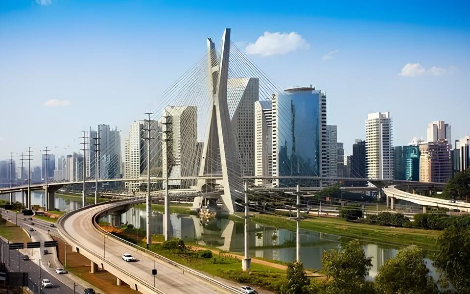O Brasil no Holofote Global Como Rio e S o Paulo Est o Redefinindo o Turismo Internacional em 2025