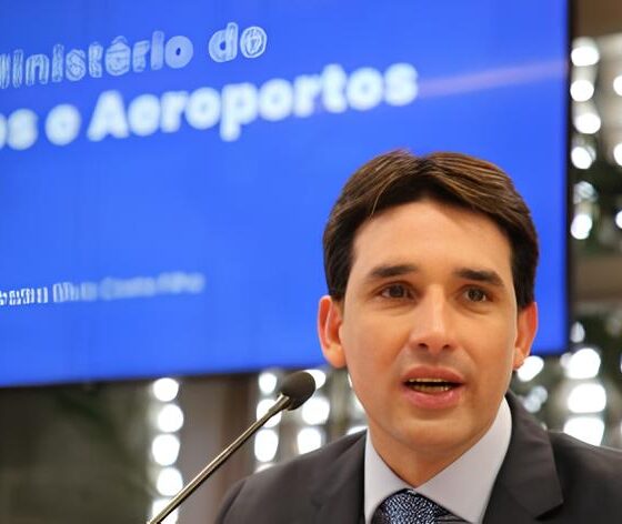 O Caso Viracopos: Uma Batalha de Interesses e o Futuro do Aeroporto Internacional 16 O Caso Viracopos Uma Batalha de Interesses e o Futuro do Aeroporto Internacional